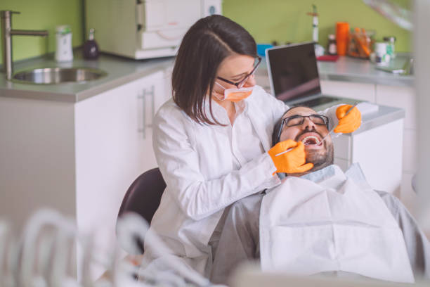 Best Emergency Dental Extractions in Dysart, IA